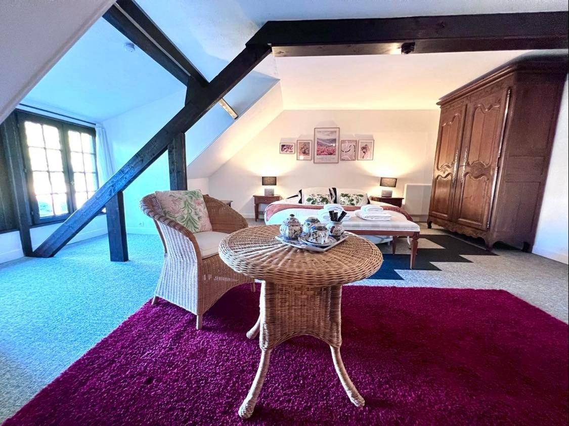 Le Domaine Du Moulin Foulon Hotel Essay Bagian luar foto