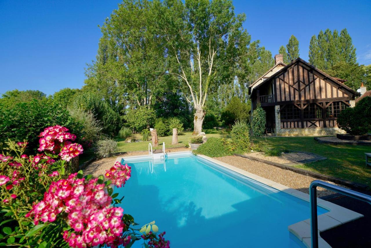 Le Domaine Du Moulin Foulon Hotel Essay Bagian luar foto