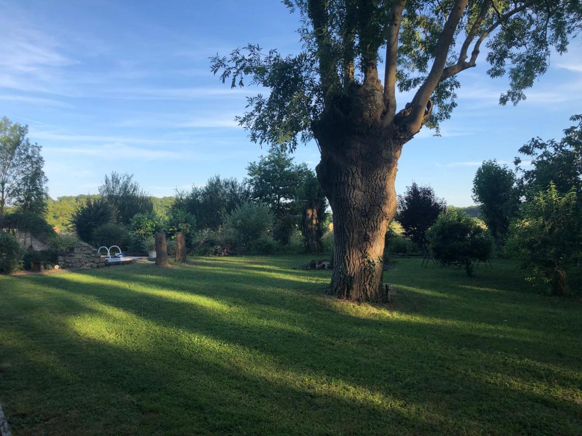 Le Domaine Du Moulin Foulon Hotel Essay Bagian luar foto