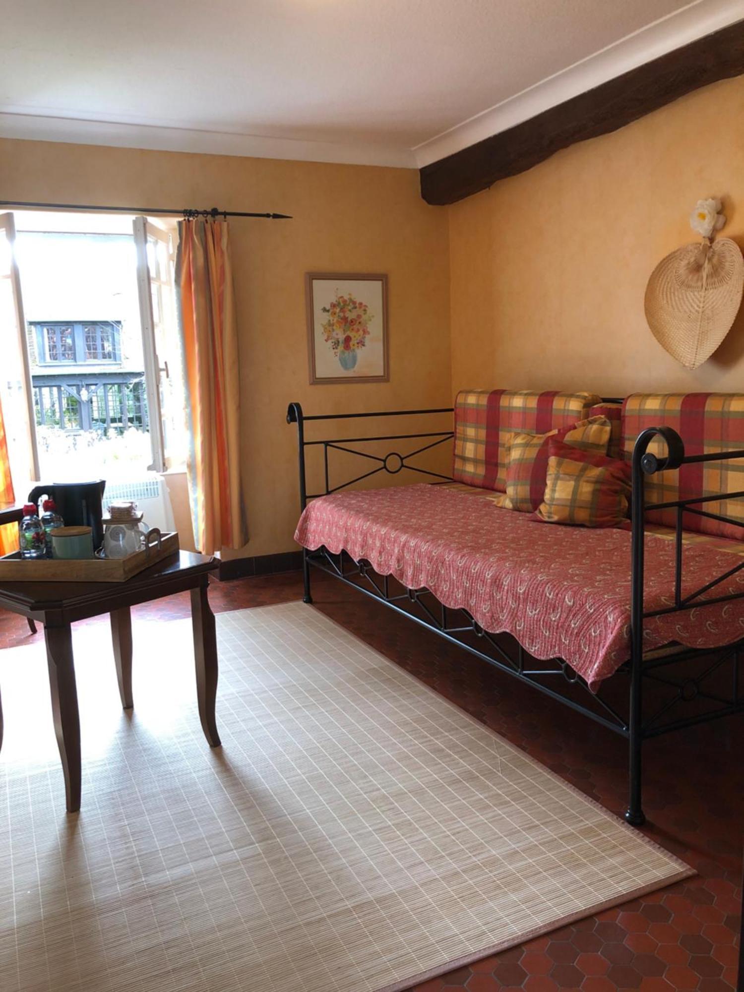 Le Domaine Du Moulin Foulon Hotel Essay Bagian luar foto