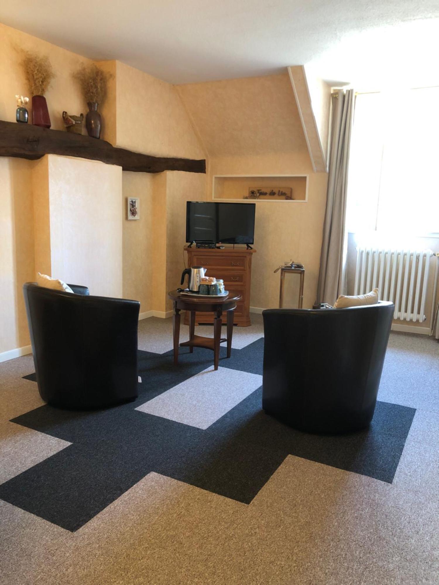 Le Domaine Du Moulin Foulon Hotel Essay Bagian luar foto