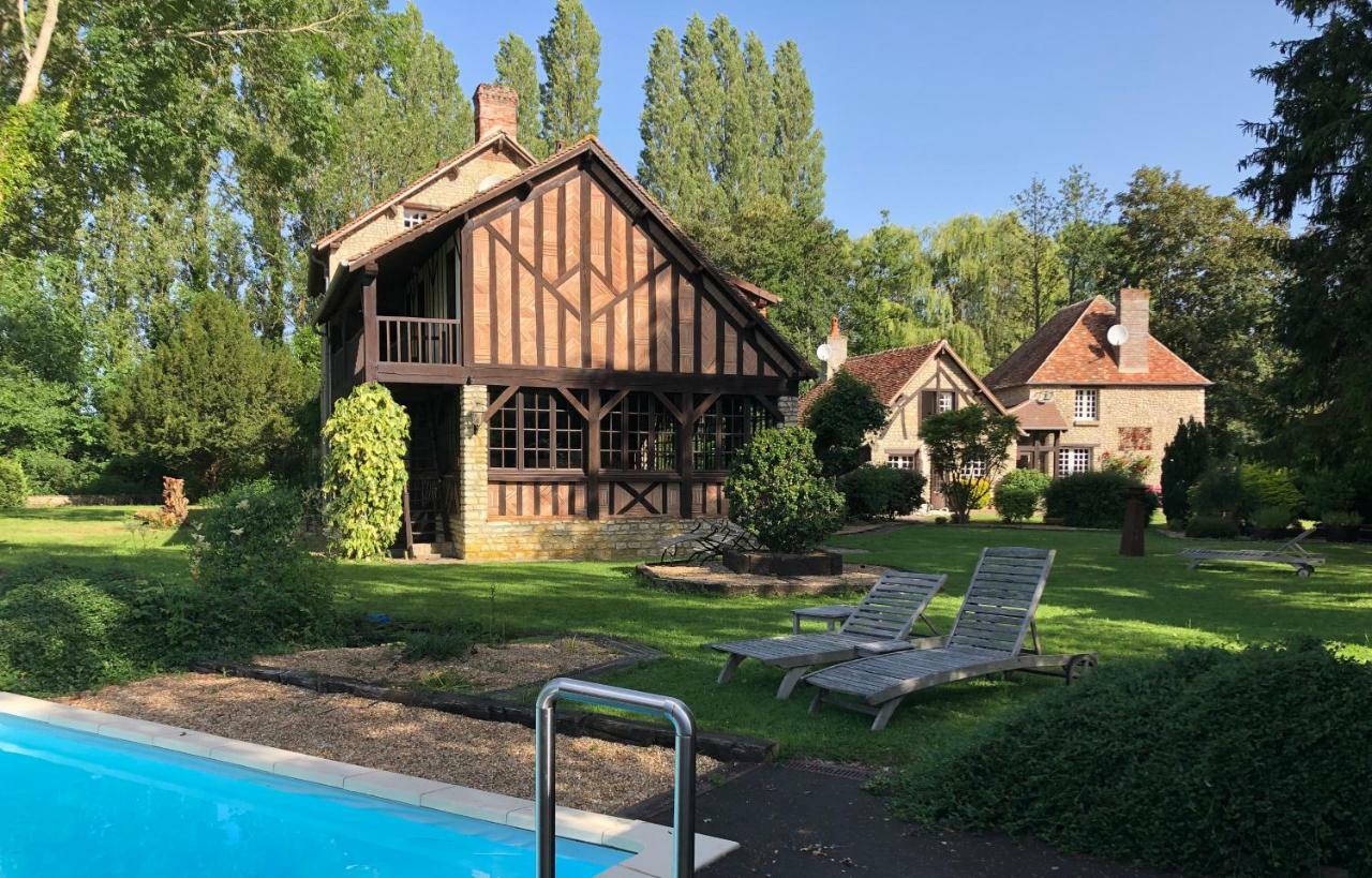 Le Domaine Du Moulin Foulon Hotel Essay Bagian luar foto