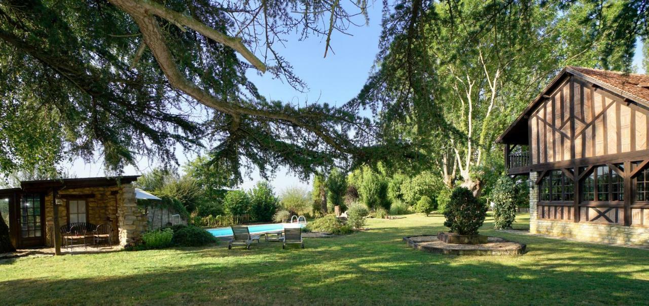 Le Domaine Du Moulin Foulon Hotel Essay Bagian luar foto